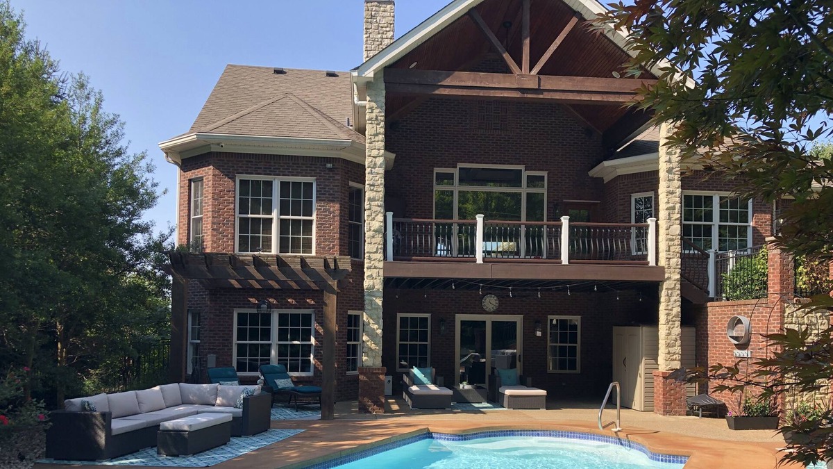 Shakes Run House | Heated pool on private cul-de-sac lot, sleeps 8