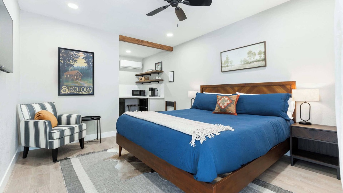 Three Rivers Hotel | Heather RM4 Sequoia Motel AC, WiFi, Pool