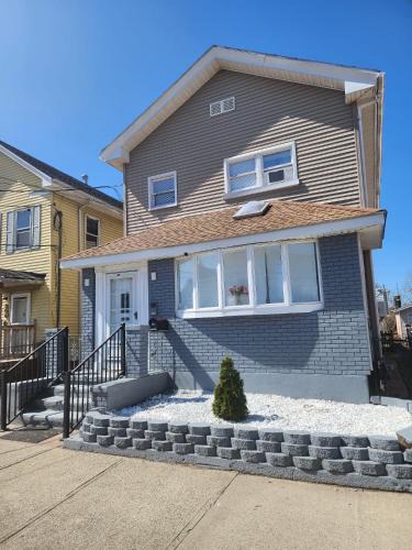 Fair Haven Apartment | Heavenly Home in New Haven
