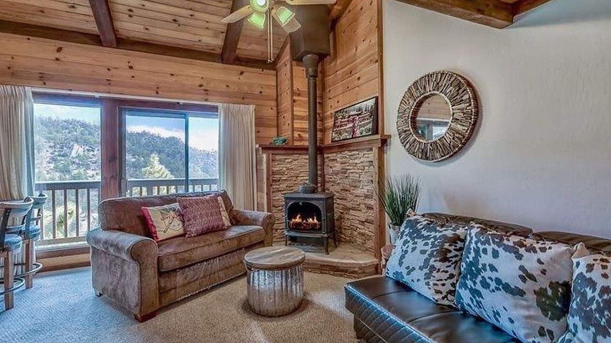 Tahoe Village Apartment | Heavenly Lake Tahoe + Views From The Top