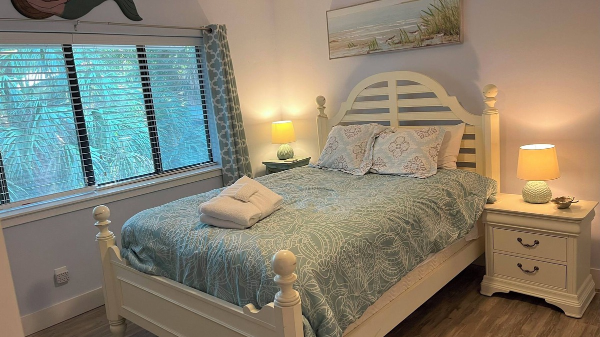 Hilton Head Island Villa | Heavenly Sands : 2BR/2BA Beach-Dine-Shop-Celebration Park! All ~10 minute Walk!