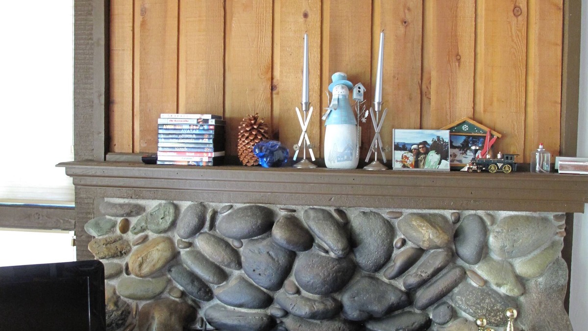 South Lake Tahoe House | Heavenly Ski Condo - prime location - 30-day min stay - Contact host for rates