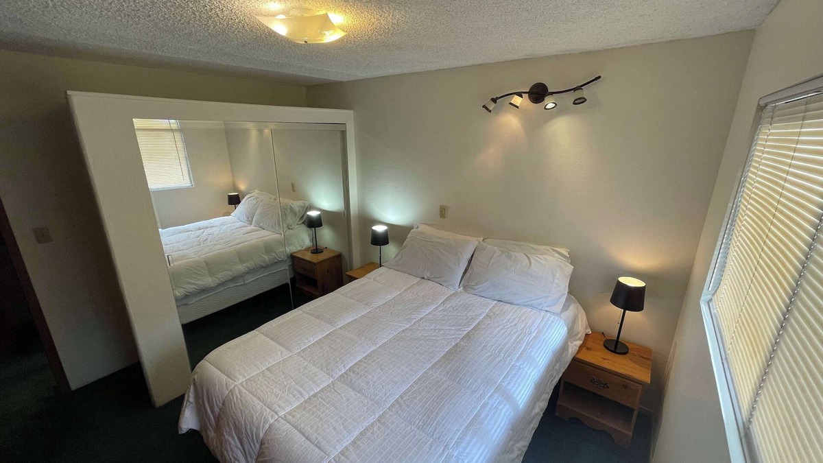 Zephyr Cove Apartment | Heavenly View Summary