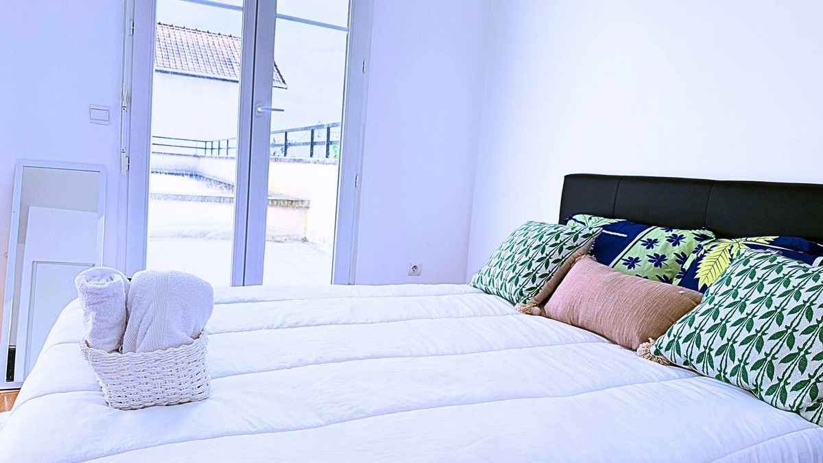 Domont Apartment | HeavenlyHome-Paris-CDG-Stade-de-France-Jardin Cosy For family