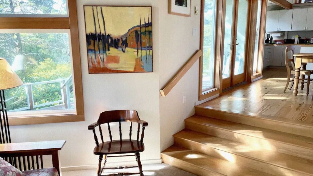 Florence House | Heceta Beach - Bright and Beautiful Family Retreat