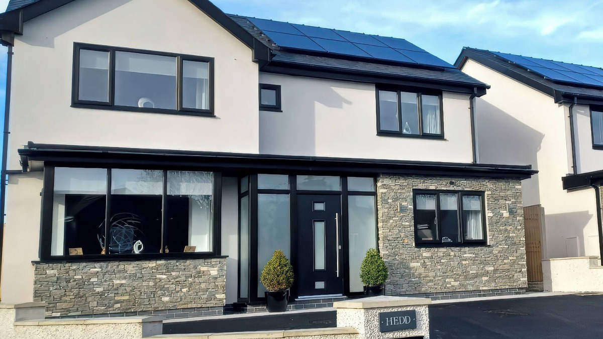 Amlwch House | HEDD, family friendly, country holiday cottage in Amlwch