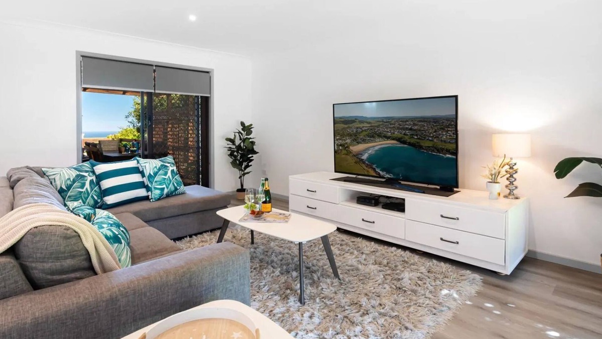 Kiama Heights House | Heights Hideaway – breathtaking coastal and rural views