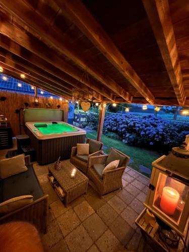 Baarle-Nassau Apartment | Heikant Hoeve met Jacuzzi