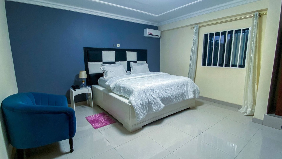 Yaounde Hotel | Helen Hotel