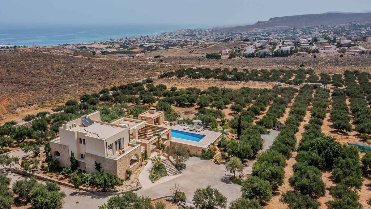 Gouves Villa | HELIDONI LUXURY VILLA nLive The Experiance