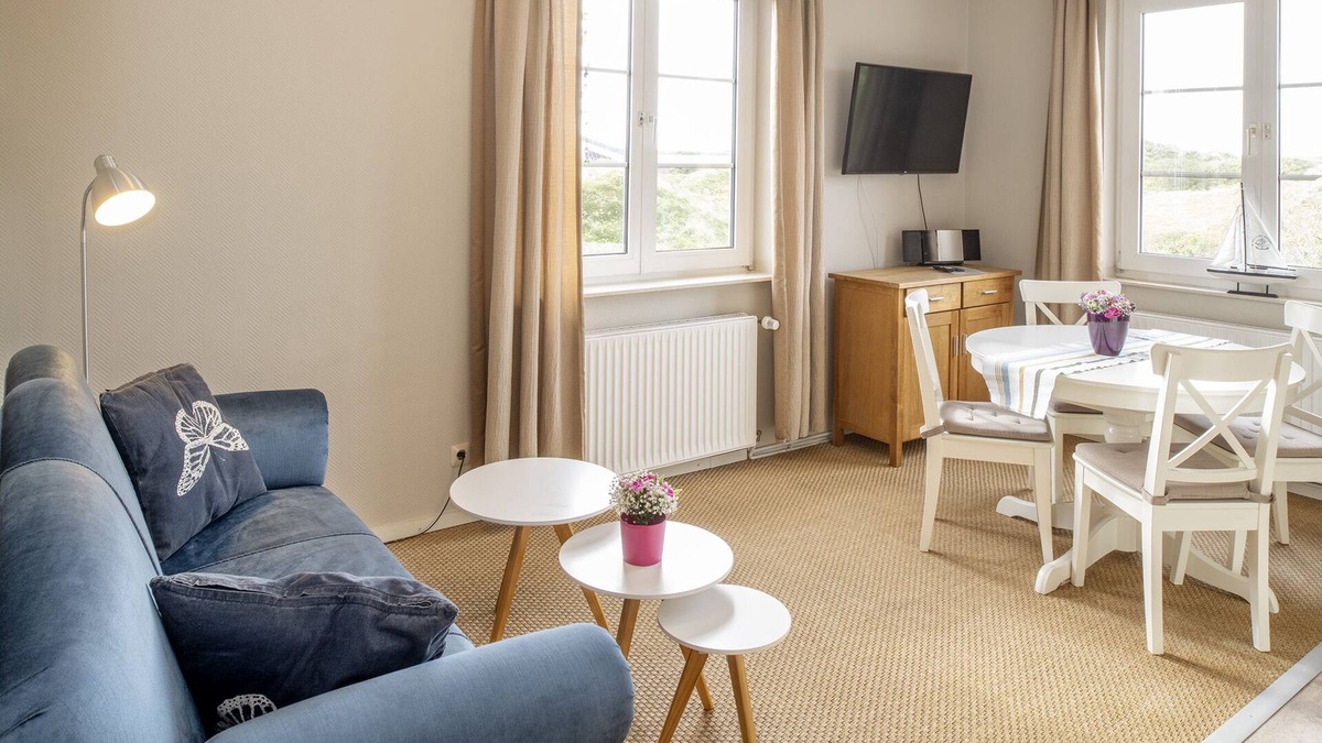Langeoog Apartment | Helle Ferienwohnung auf Langeoog mit Gartennutzung für bis zu Vier Personen
