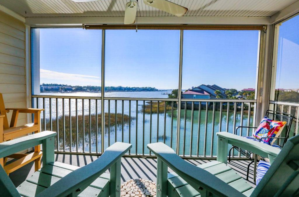 Folly Beach House | Hello Sunshine