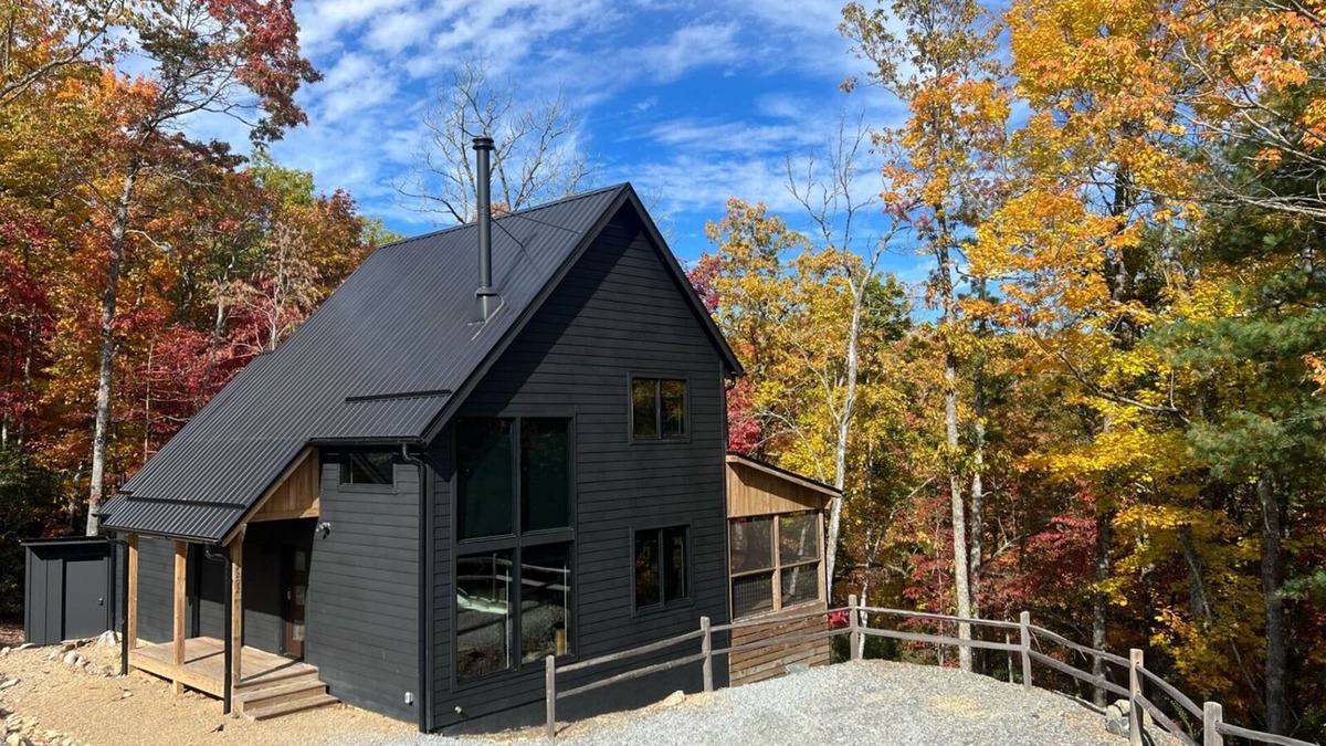 Pisgah Forest House | Hemlock Cottage | 3 Bed, 2 Bath