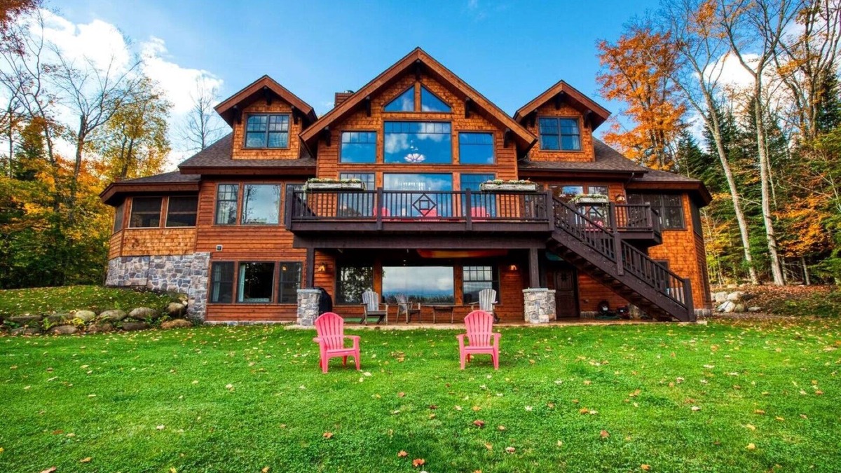 Lake Placid Cabin | HemLocke Lodge Panoramic Mountain views! MOUNTAIN LAKE POOL AND SALT WATER SPA!