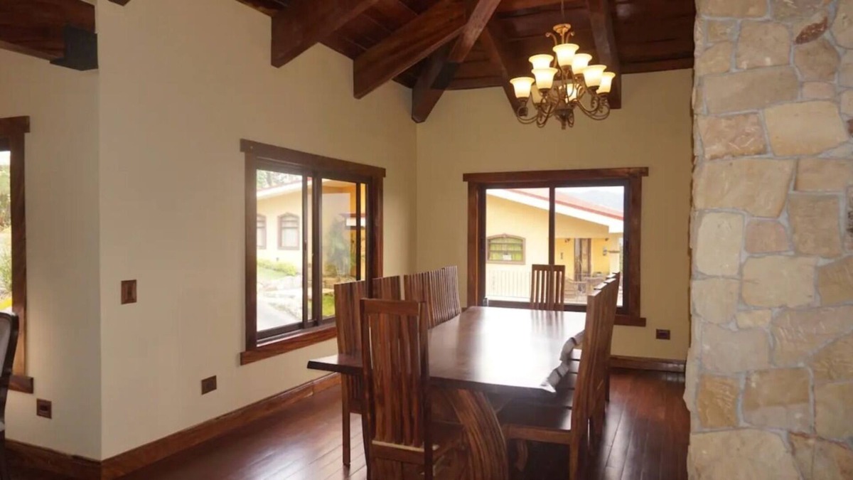 Roble House | Hemos preparado nuestras instalaciones para dar mayor comodidad a los huéspedes.