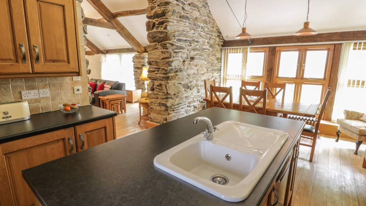 Fairbourne Cottage | Hendoll Barn