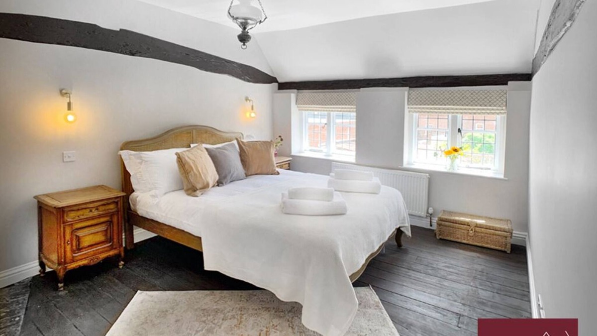 Henley-on-Thames Cottage | Henley On Thames - Cottage,Open Plan, 2Bed