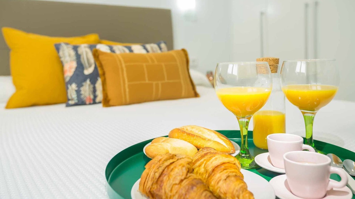 Las Palmas de Gran Canaria Apartment | Hercot Canteras Beach Apartment, Sun