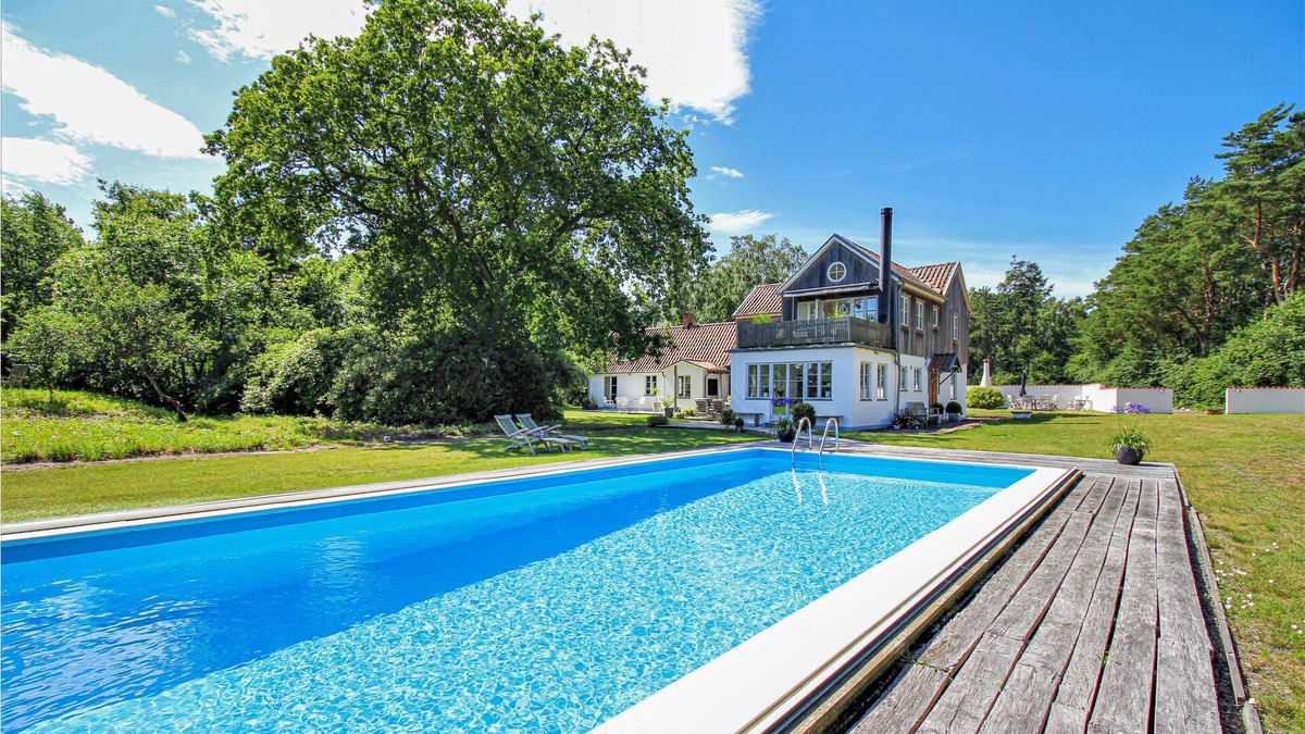 Borrby House | Here you can expect an exceptional house with the best possible location on Österlen.