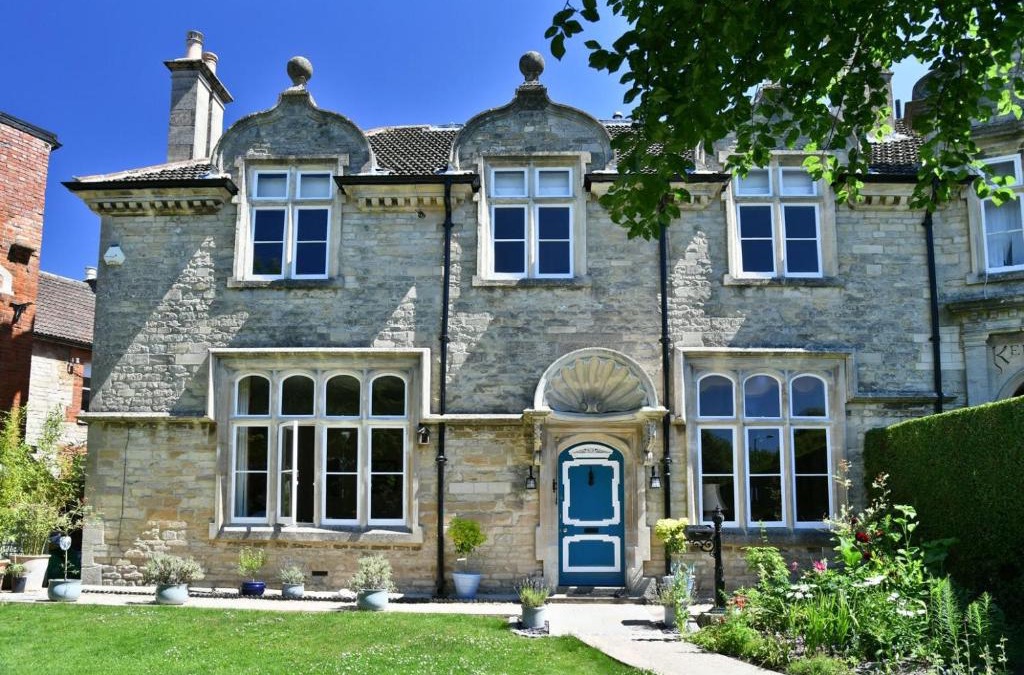 Calne Bed & Breakfast | Heritage Bed and Breakfast