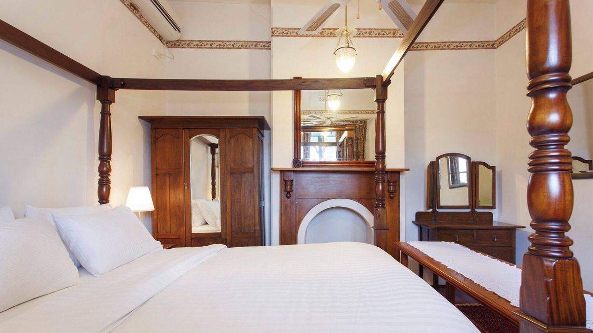 South Fremantle Cottage | Heritage Hideaway - Close to South Beach