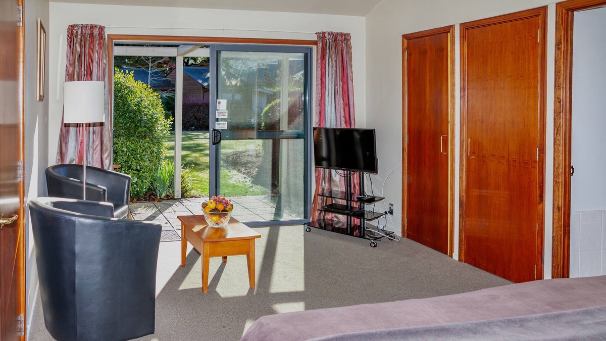 Hanmer Springs Cottage | HERITAGE ROSE 346 - HANMER SPRINGS UNIT, with pool in Hanmer Springs