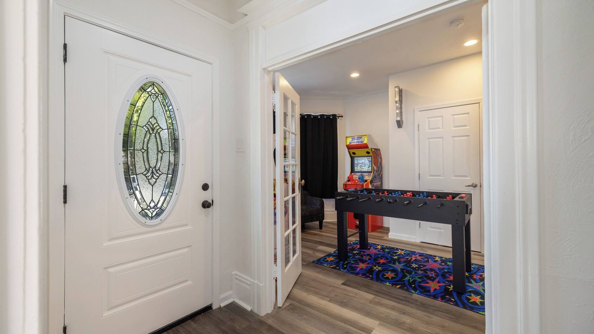 North Oak Park House | HeritageHaven-AttractionHotspot!