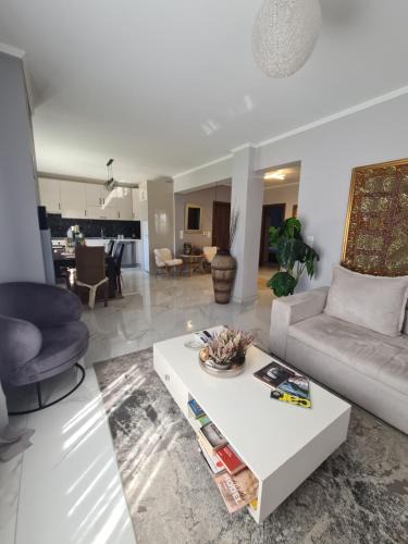 Kavala Apartment | Hermes