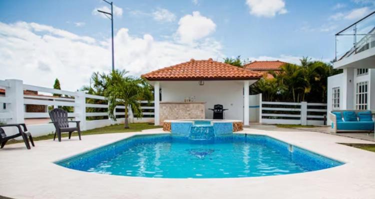 Nueva Gorgona Villa | Hermosa Casa de Playa