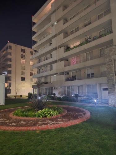 Rancagua Apartment | Hermosos Jardines Departamento 3 dorm con estacionamiento
