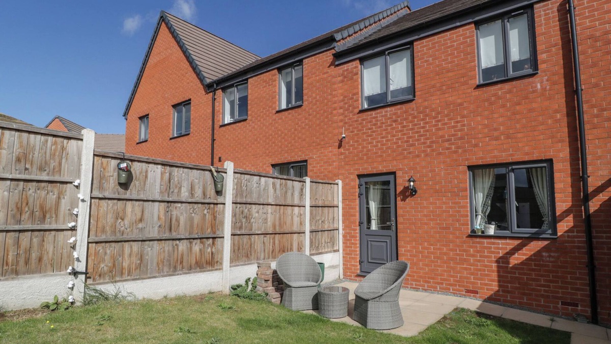Malvern House | HEY CLOSE, pet friendly, character holiday cottage in Great Malvern