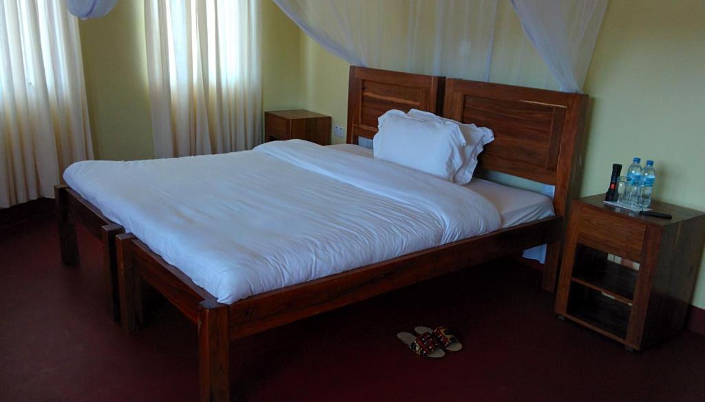Arusha Region Cabin | Hhando Coffee Lodge