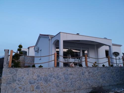 Kolan House | HIŠA MANDRE