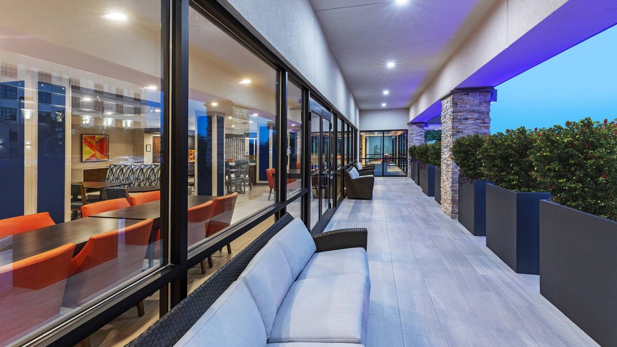 Downtown El Paso Hotel | HI Express El Paso Downtown by IHG