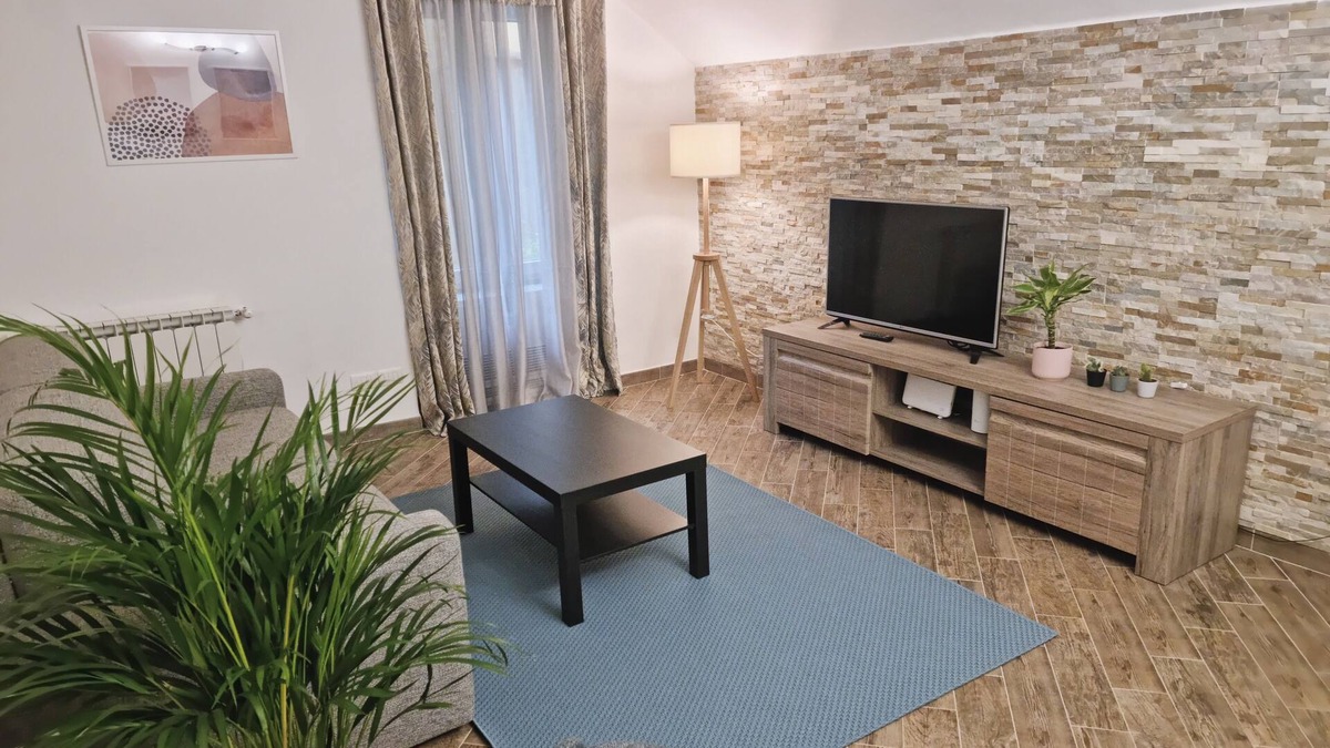 Santissima Annunziata Apartment | Hibiscus Florence Apartment. Modern apartment in the heart of Florence