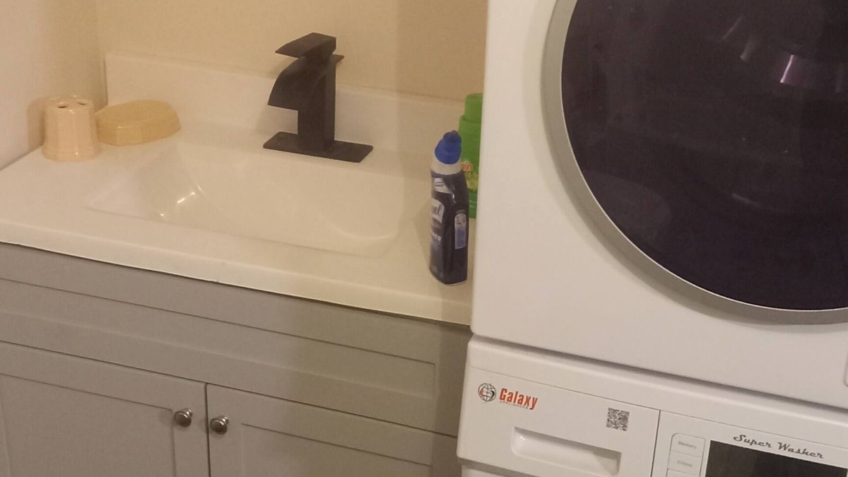 Mena Cabin | HICKORY HIDEOUTnThe cabin is surrounded by a large area of trees for privacy