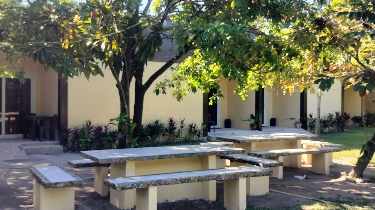 Pundaquit Hotel | Hidaway