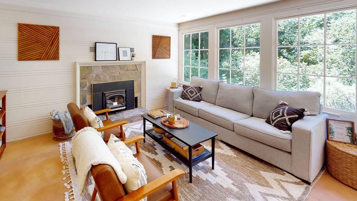 Forestville House | Hidden Acres Retreat | Secluded, dog-friendly house in Guerneville with hot tub