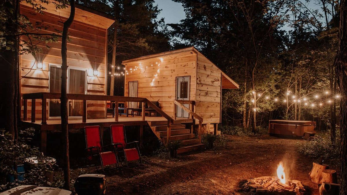 Hamilton Cabin | Hidden cabin on a horse ranch with hot tub