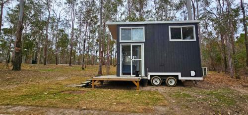 Glenwood House | Hidden Camp's Loft House by Tiny Away