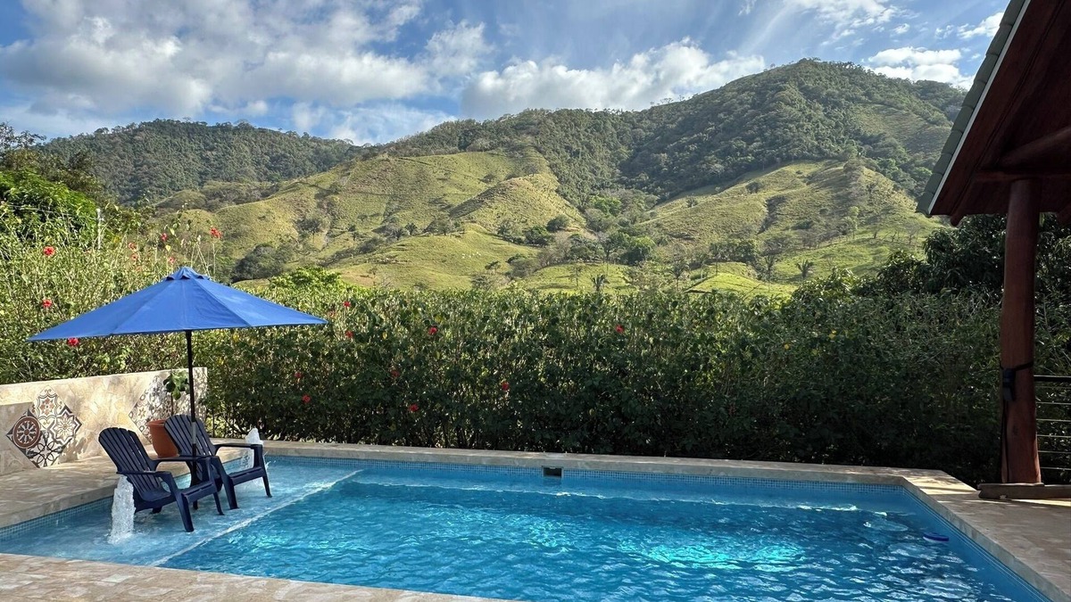 Belen de Nosarita Cottage | Hidden Paradise - Private Pool, Mountain View, Wi-Fi, AC, 30 min to Samara Beach