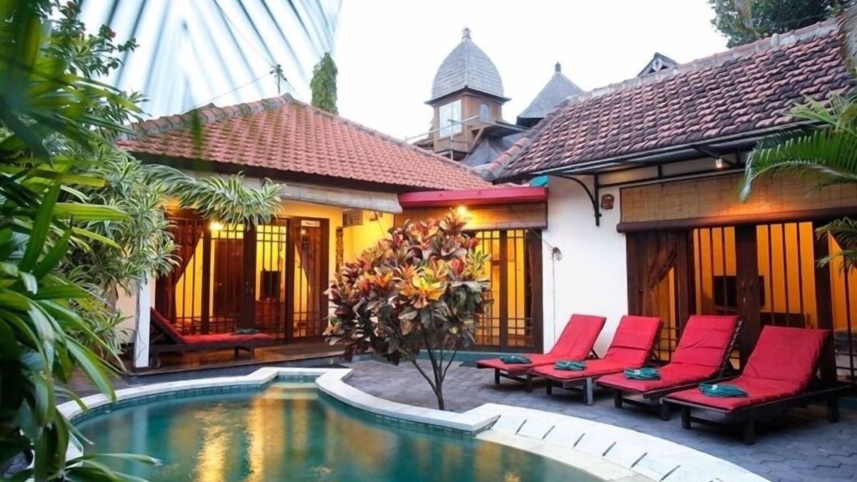 Legian Villa | Hidden Garden Villa #5 Single Story Beautiful be Safe & Secure with us