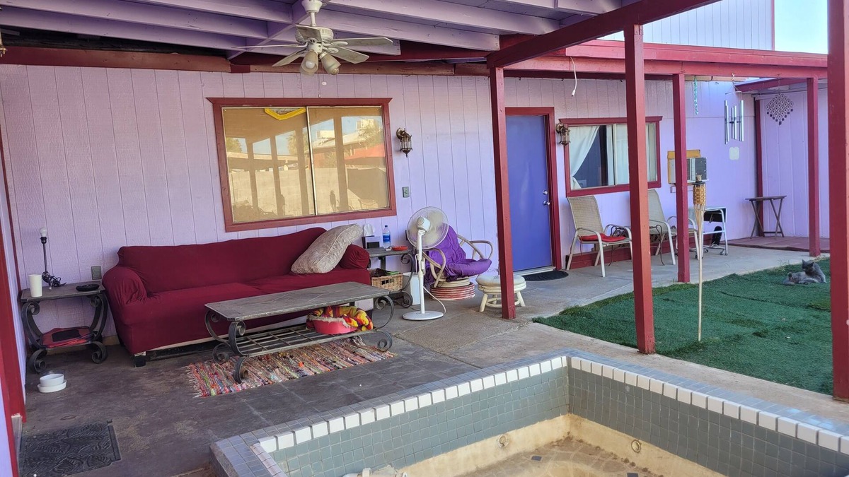South Mountain Cottage | Hidden Gem! Adorable Guest House at Mystic Mansion