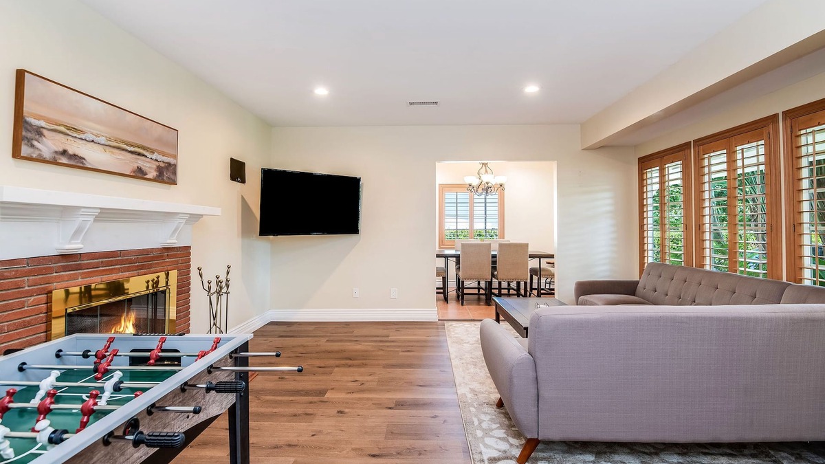 Encino House | Hidden Gem | Centrally Located | Family Friendly