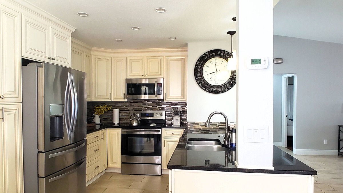 Country Oaks House | ❤️Hidden Gem Home in Sarasota w/amenities by UTC Mall and Siesta Key