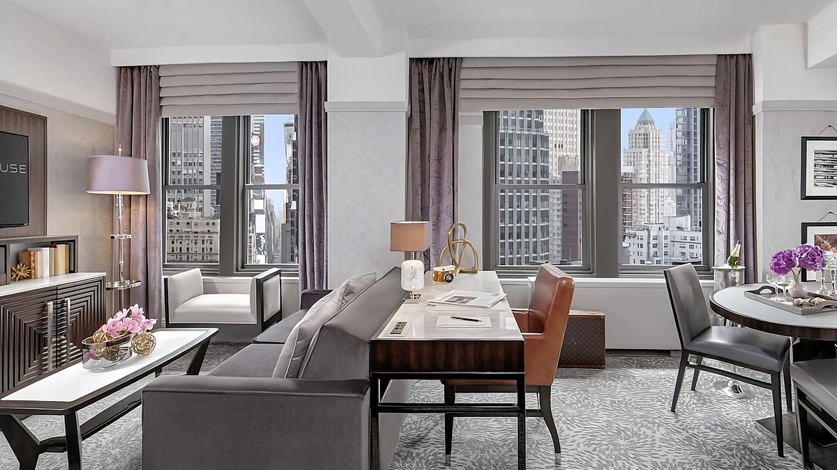 Central Park South Hotel | Hidden Gem In The Heart Of NYC! 4 Awesome Units, Minutes From Central Park