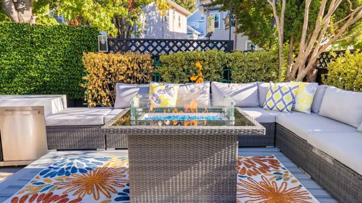 Piedmont House | Hidden Gem - Luxury Living - Walk Everywhere