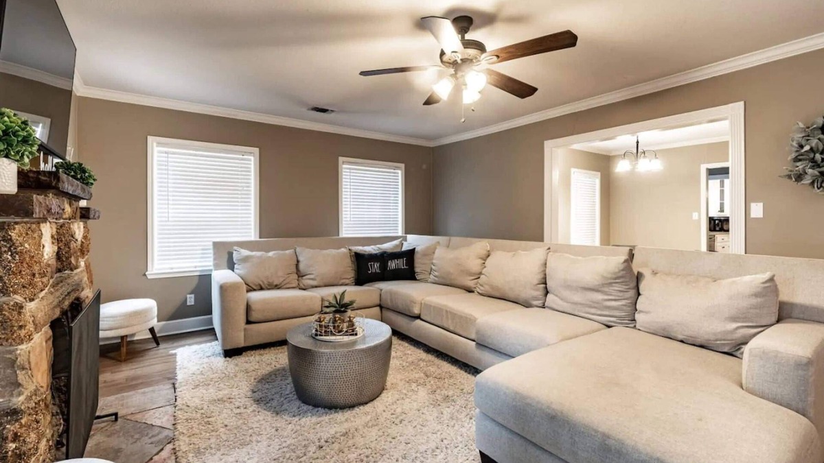 Tech Terrace House | Hidden Grove - 3BR 2.5BA - Walk to Tech