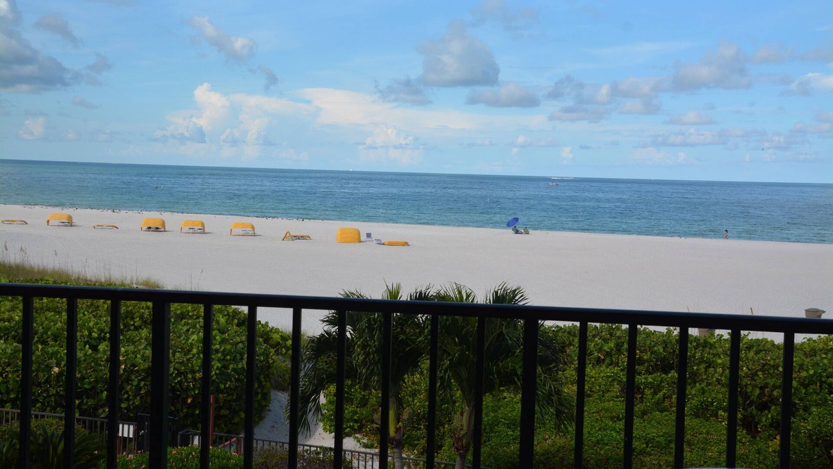 St. Pete Beach Condo | Hidden Jewel on St. Pete Beach