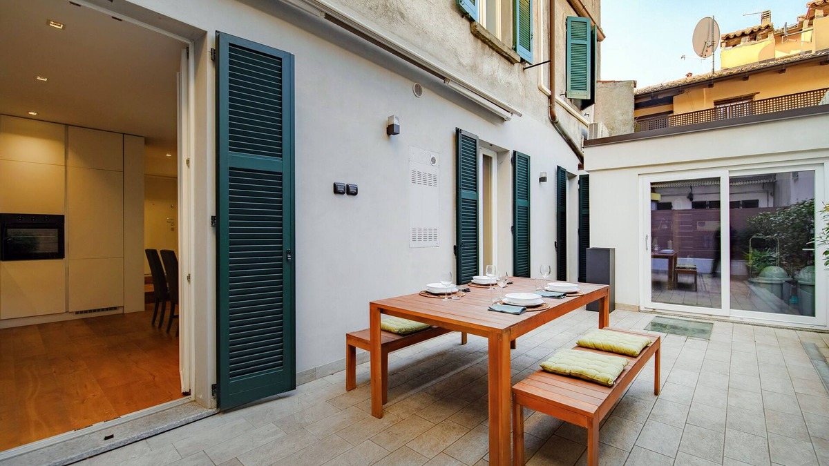 Como Apartment | Hidden Lodge